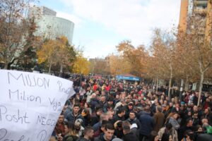 protesta-parlamenti3