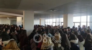 studentet-durres-1547545116